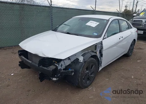 2022 Hyundai Elantra Sel z USA, uszkodzony, nr VIN 5NPLM4AG6NH067474